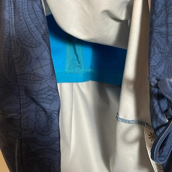 Athleta Tinker Tank Top Style #413912 Blue Floral Paisley Yoga Women’s Sz Small - Picture 7 of 7